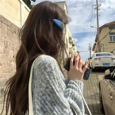 白色女孩